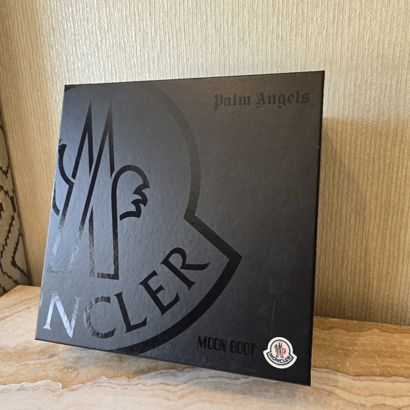 Moncler x Moon Boot Palm Angels Snow Boot 8 Moncler Palm Angels Tan Snow… - Picture 10 of 17